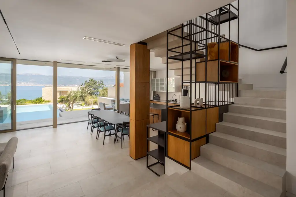 Spacious Family Villa with Pool in Trogir