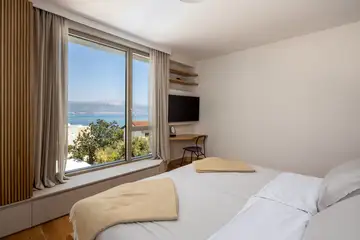 Spacious Family Villa with Pool in Trogir