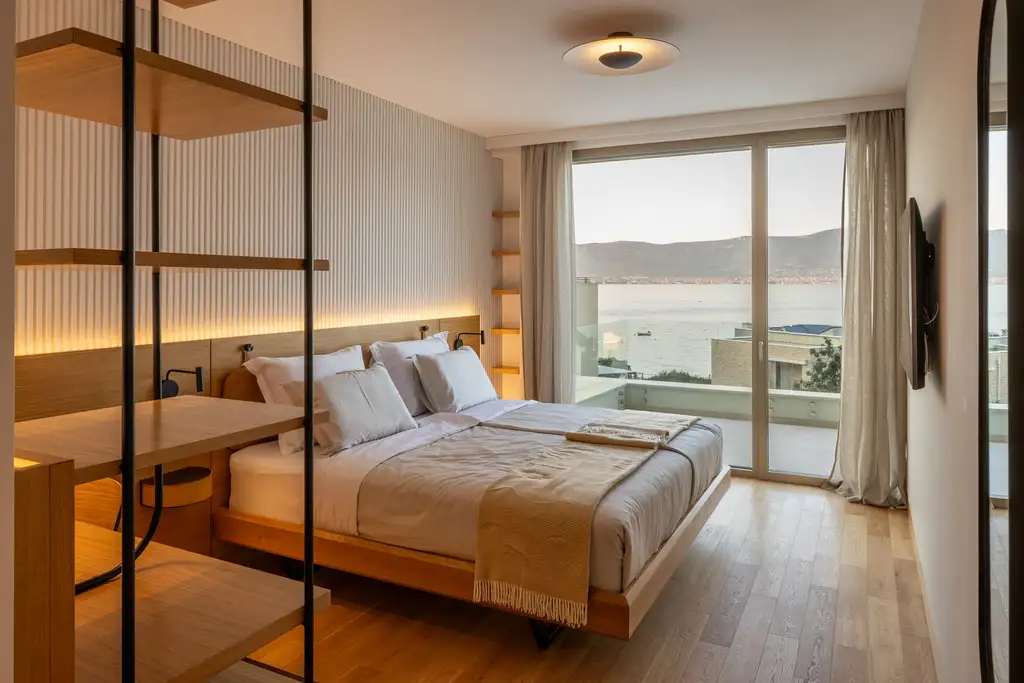 Contemporary Villa Retreat with 3 Bedrooms in Trogir