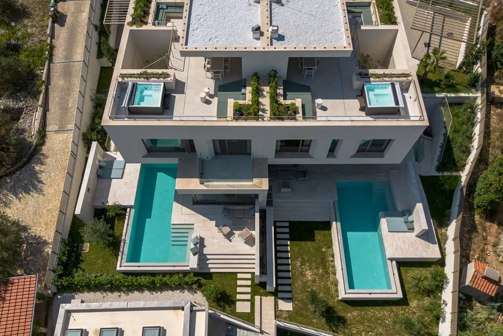 Contemporary Villa Retreat with 3 Bedrooms in Trogir