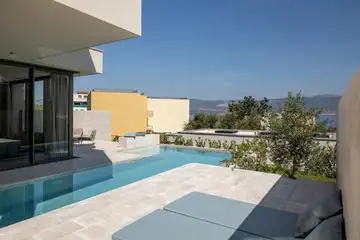 Contemporary Villa Retreat with 3 Bedrooms in Trogir
