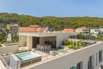 Contemporary Villa Retreat with 3 Bedrooms in Trogir