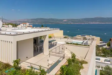Contemporary Villa Retreat with 3 Bedrooms in Trogir