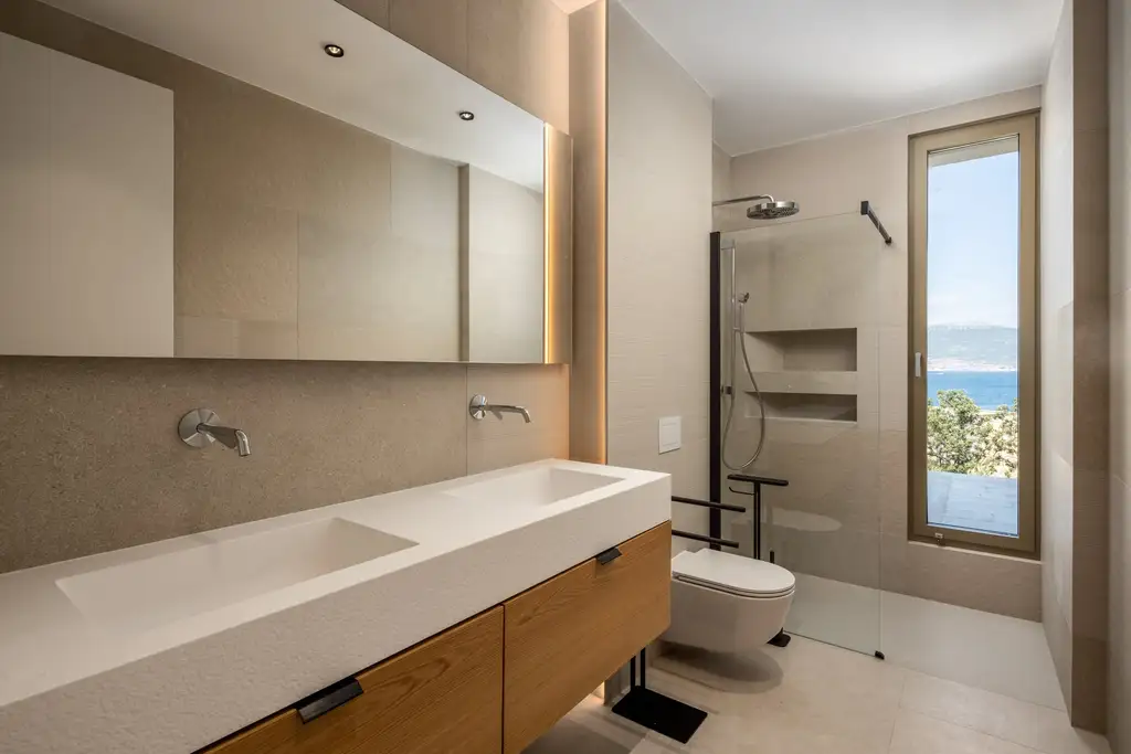 Contemporary Villa Retreat with 3 Bedrooms in Trogir