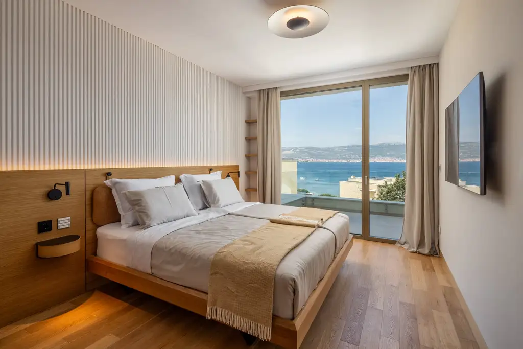 Contemporary Villa Retreat with 3 Bedrooms in Trogir