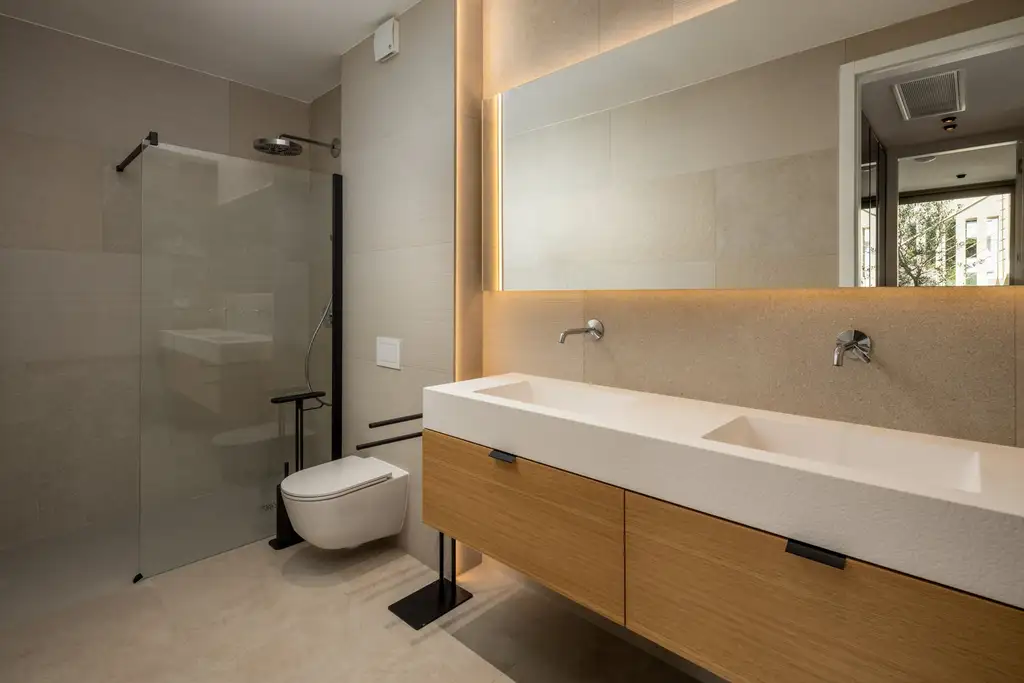 Contemporary Villa Retreat with 3 Bedrooms in Trogir