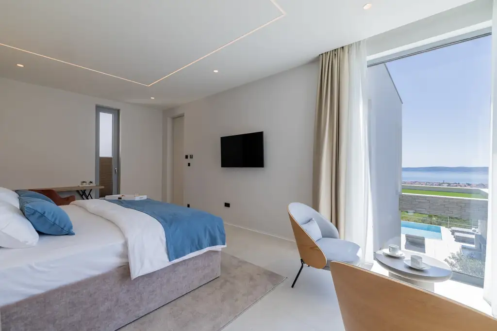 Contemporary 5-Bedroom Villa with Sea View in Kaštel Stari