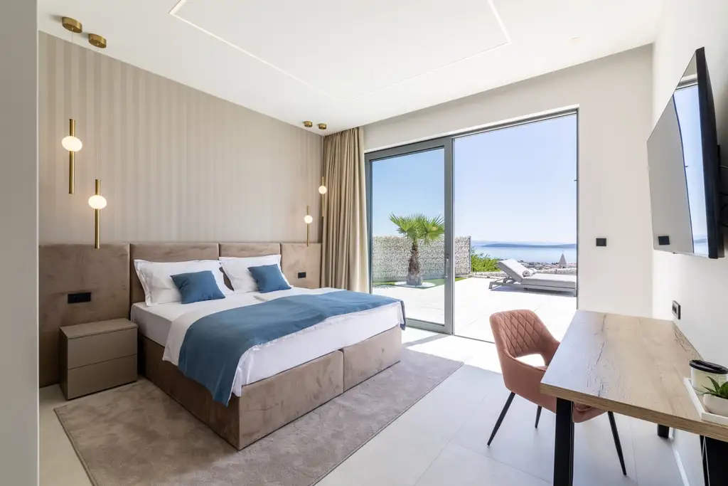 Contemporary 5-Bedroom Villa with Sea View in Kaštel Stari