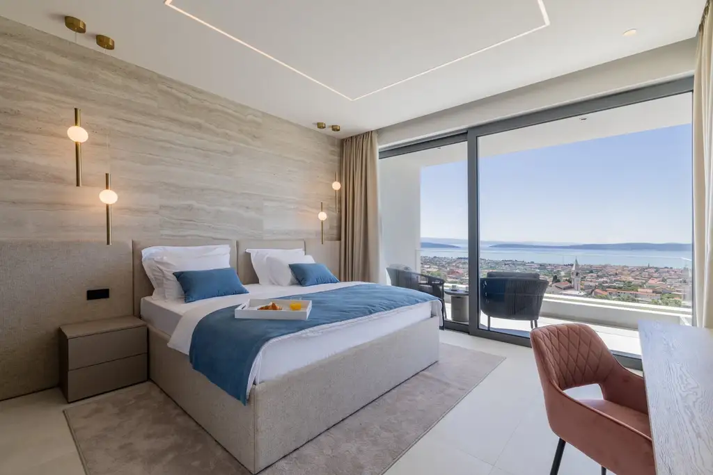 Contemporary 5-Bedroom Villa with Sea View in Kaštel Stari