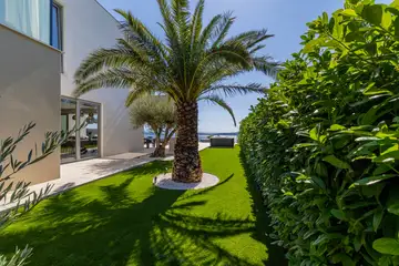 Contemporary 5-Bedroom Villa with Sea View in Kaštel Stari