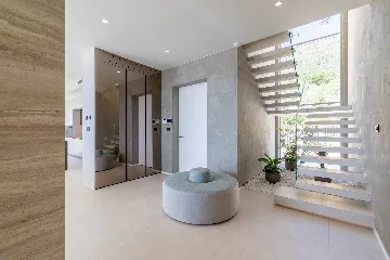 Contemporary 5-Bedroom Villa with Sea View in Kaštel Stari