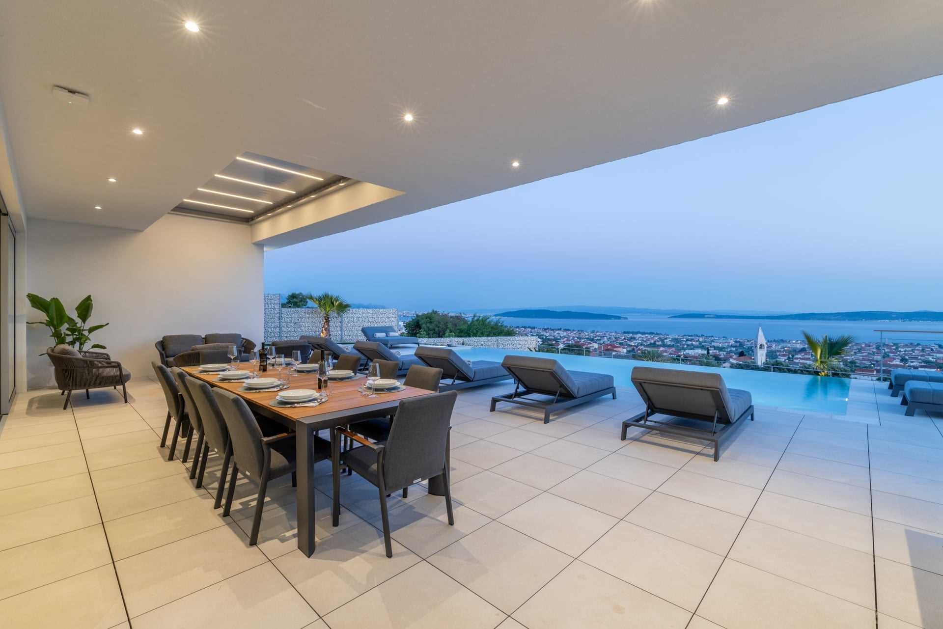 Villa Quadria with Pool II