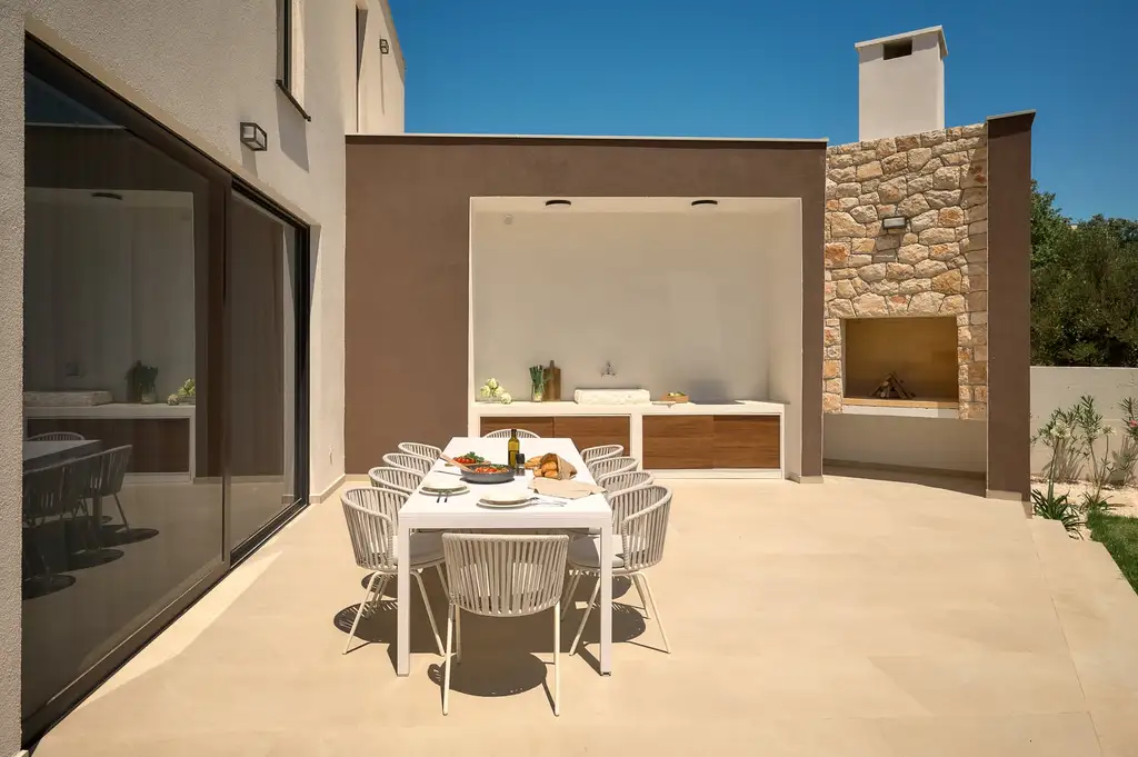 Contemporary Villa with Pool in Primošten