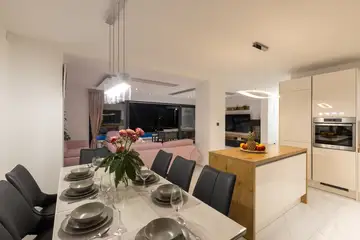 Spacious Family Villa with Pool in Primošten