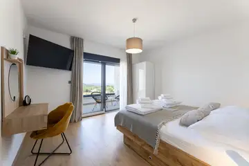 Spacious Family Villa with Pool in Primošten