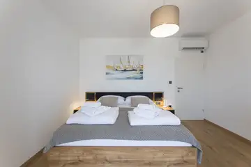 Spacious Family Villa with Pool in Primošten