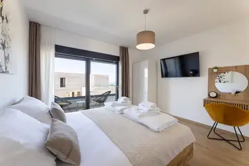 Spacious Family Villa with Pool in Primošten