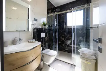 Spacious Family Villa with Pool in Primošten