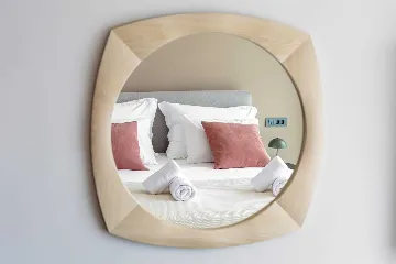 Spacious Villa Retreat with 4 Bedrooms in Podgora