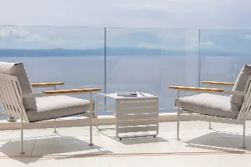 Spacious Villa Retreat with 4 Bedrooms in Podgora