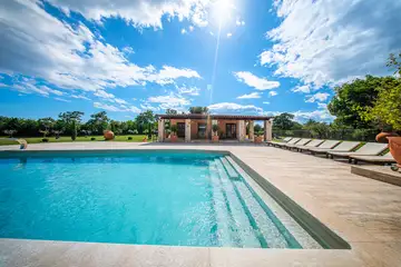 Spacious 4-Bedroom Villa Escape in Barban