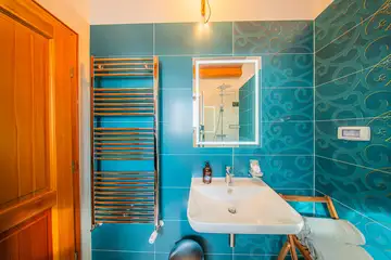 Spacious 4-Bedroom Villa Escape in Barban