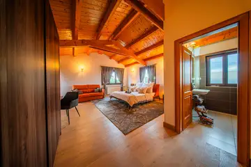 Spacious 4-Bedroom Villa Escape in Barban