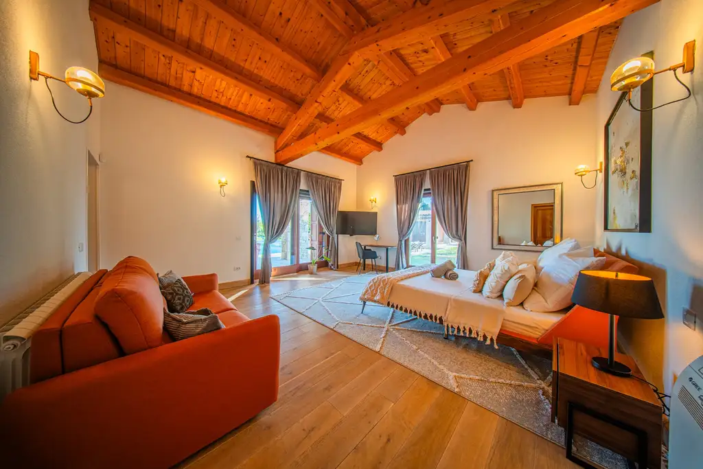Spacious 4-Bedroom Villa Escape in Barban