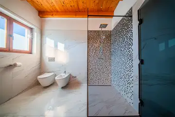 Spacious 4-Bedroom Villa Escape in Barban