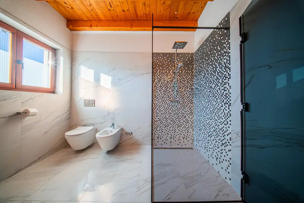 Spacious 4-Bedroom Villa Escape in Barban