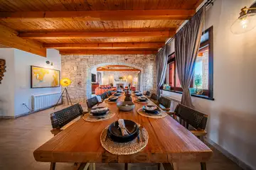 Spacious 4-Bedroom Villa Escape in Barban