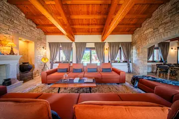 Spacious 4-Bedroom Villa Escape in Barban