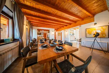 Spacious 4-Bedroom Villa Escape in Barban