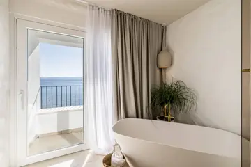 Beachfront Villa with Pool in Duće