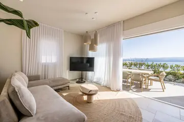 Beachfront Villa with Pool in Duće