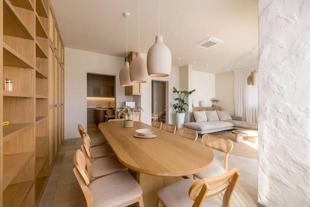 Beachfront Villa with Pool in Duće