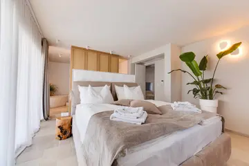 Beachfront Villa with Pool in Duće