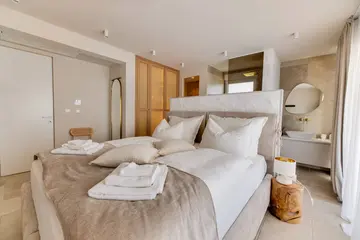 Beachfront Villa with Pool in Duće