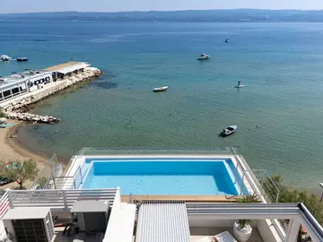 Beachfront Villa with Pool in Duće