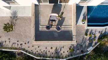 Spacious Family Villa with Private Yard in Žedno