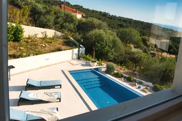 Spacious Family Villa with Private Yard in Žedno