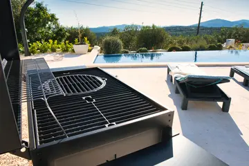 Spacious Family Villa with Private Yard in Žedno