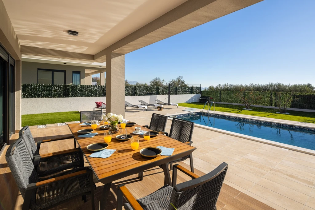 Contemporary Villa with Heated Pool near Split