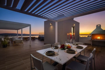 Modern Villa with Heated Pool and Sea View in Kaštel Sućurac