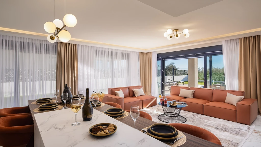 Modern Family Villa with Heated Pool in Kaštel Sućurac