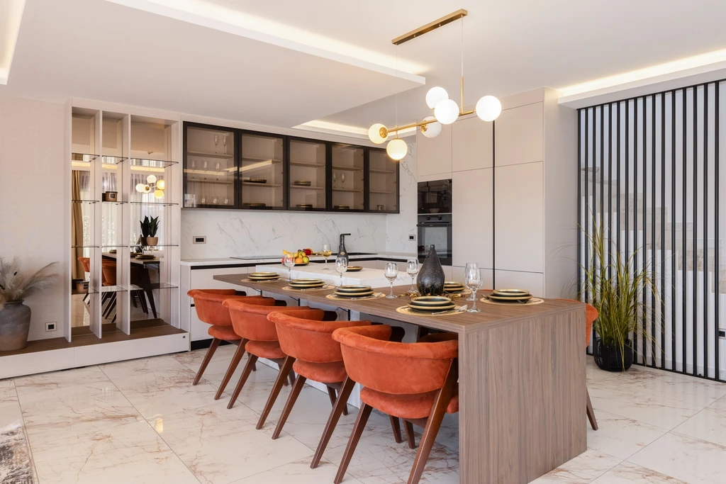 Modern Family Villa with Heated Pool in Kaštel Sućurac