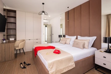 Contemporary Villas Retreat with Pool in Kaštel Sućurac