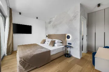 Modern 4-Bedroom Villa Retreat in Slano