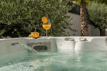 Modern 4-Bedroom Villa Retreat in Slano