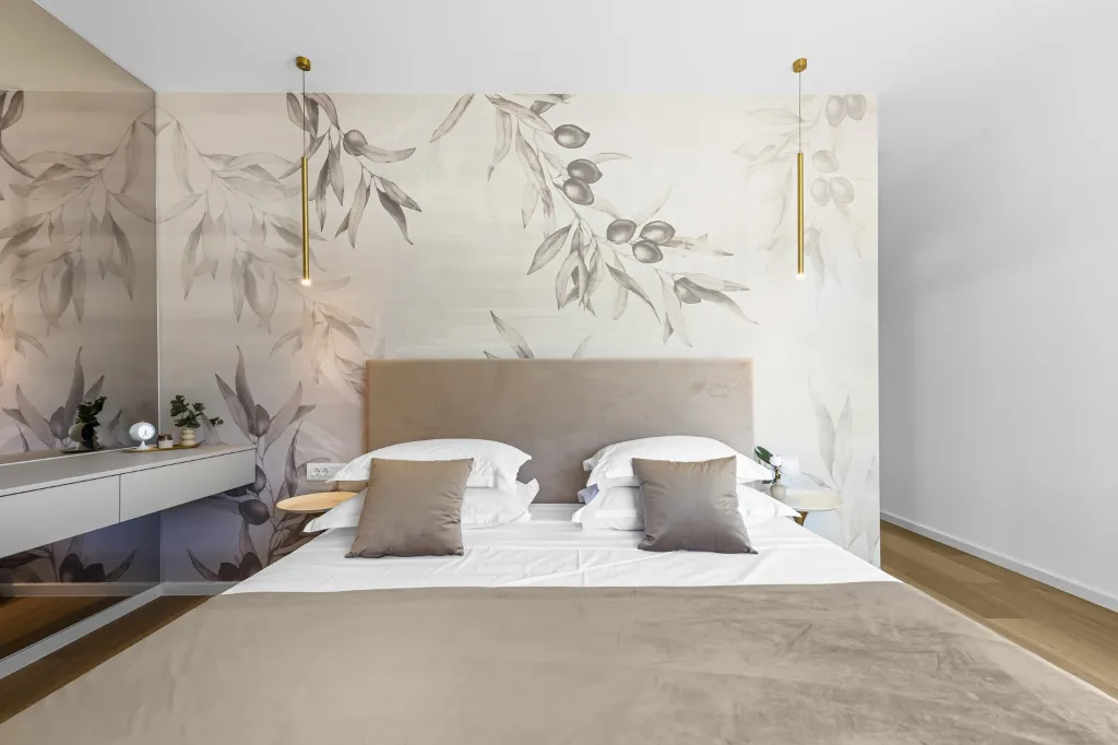 Spacious 4-Bedroom Villa Retreat in Slano